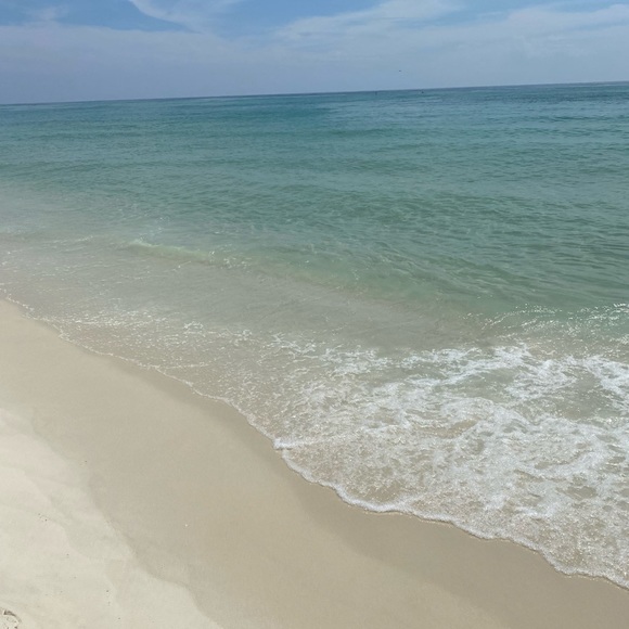 Meet your Posher, Kerri - Picture 1 of 1